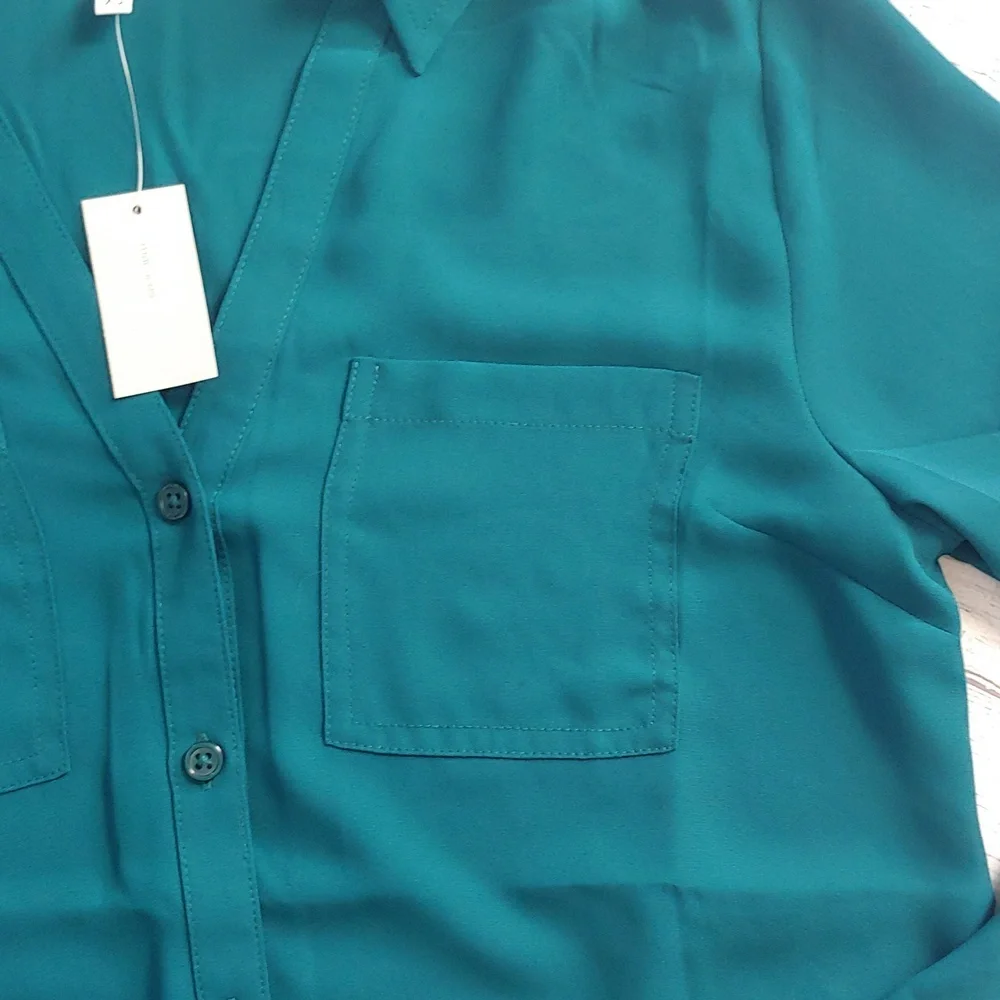 NWT MAURICES TEAL BUTTON DOWN - Picture 3 of 10